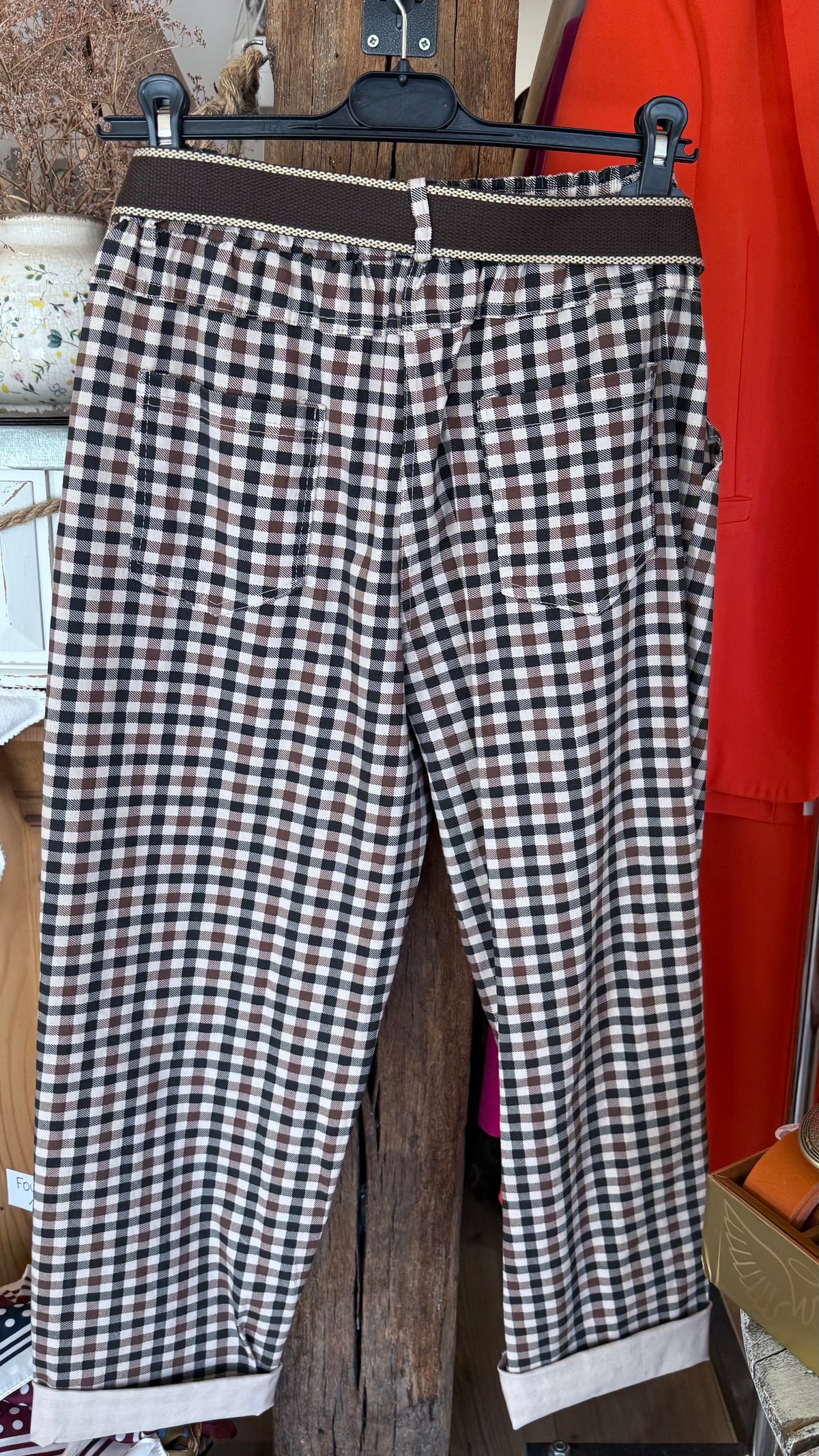 Pantalon a carreaux avec ceinture couleur taupe choco rouille vanille concept store boutique pret a porter contres