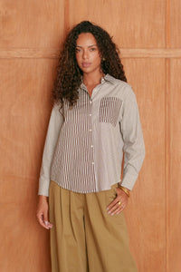 Chemise Carmel rayée chocolat et écru femme chemise femme
chemise rayée
chemise chocolat et écru
chemise rayée chocolat
chemise rayée écru
chemise femme tendance
chemise casual chic
chemise à manches longues
Chemise Carmel