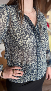 chemise à fleurs vanille concept store contres boutique prêt à porter femme 