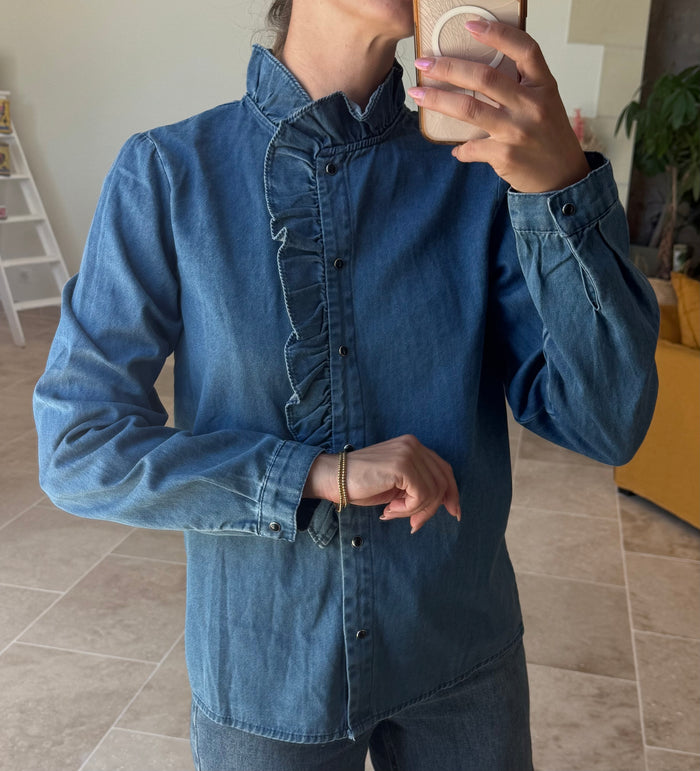chemise en jeans basique col volant coupe droite vanille concept store contres boutique prêt à porter femme loir et cher 