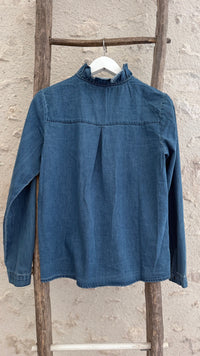 chemise en jeans basique col volant coupe droite vanille concept store contres boutique prêt à porter femme loir et cher 