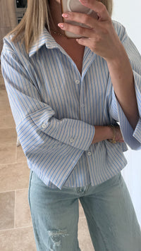 chemise rayée bleue blanche chemise courte casual contres boutique vêtements contres vanille concept store 