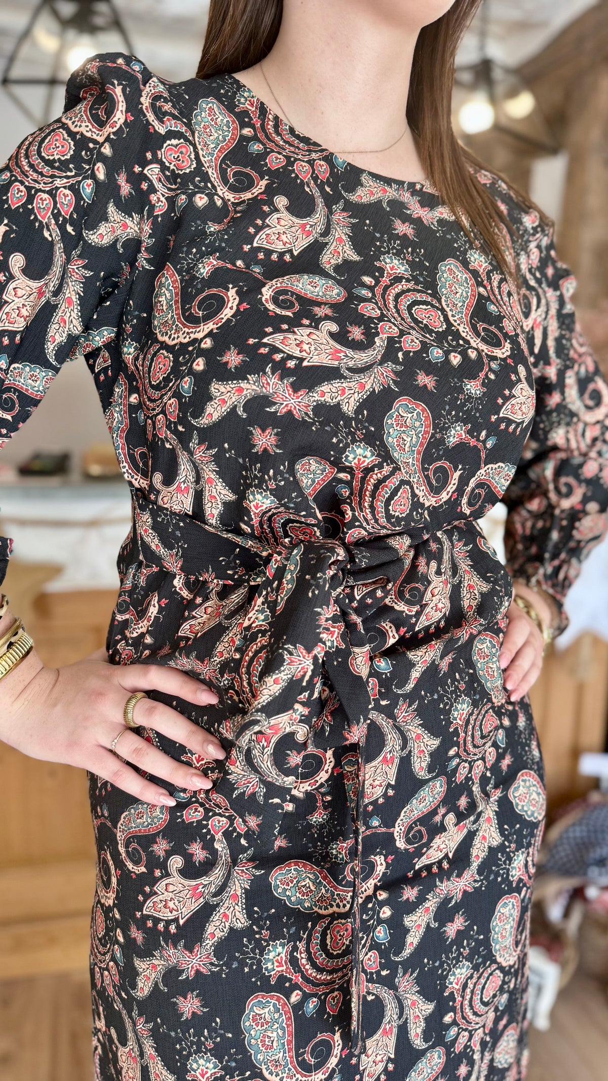 Robe longue noire avec motifs vanille concept store boutique pret a porter contres