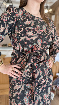 Robe longue noire avec motifs vanille concept store boutique pret a porter contres