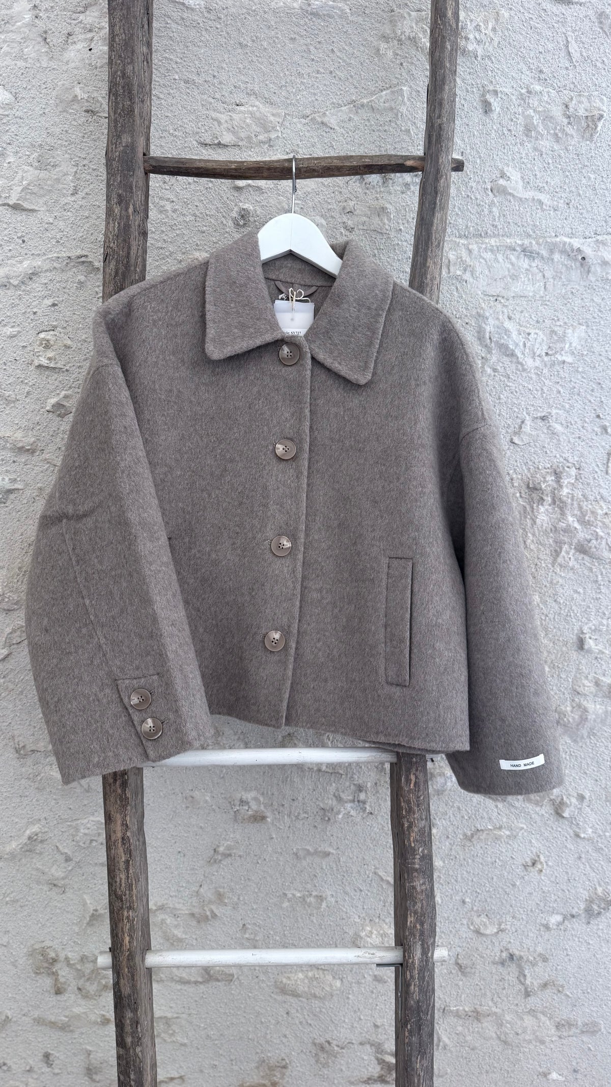 Manteau laine et cachemire manteau court matière chaude vanille concept store contres boutique prêt à porter loir et cher femme 