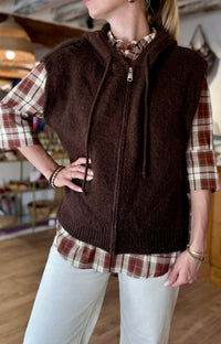 Pull laine sans manches capuche avec zip vanille concept store boutique pret a porter femme