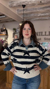Pull rayures et etoiles bleu marine gris col et bout des manches en jean taille unique vanille concept store boutique indépendante contres