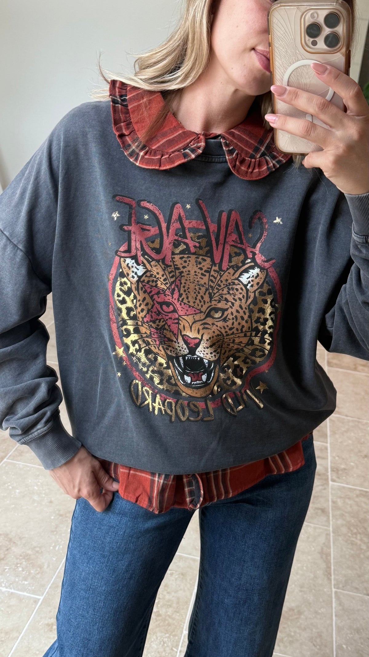 Sweat léopard sauvage taille unique Sweat tendance automne vanille concept store contres boutique prêt à porter femme contres loir et cher Joannah paris in April 