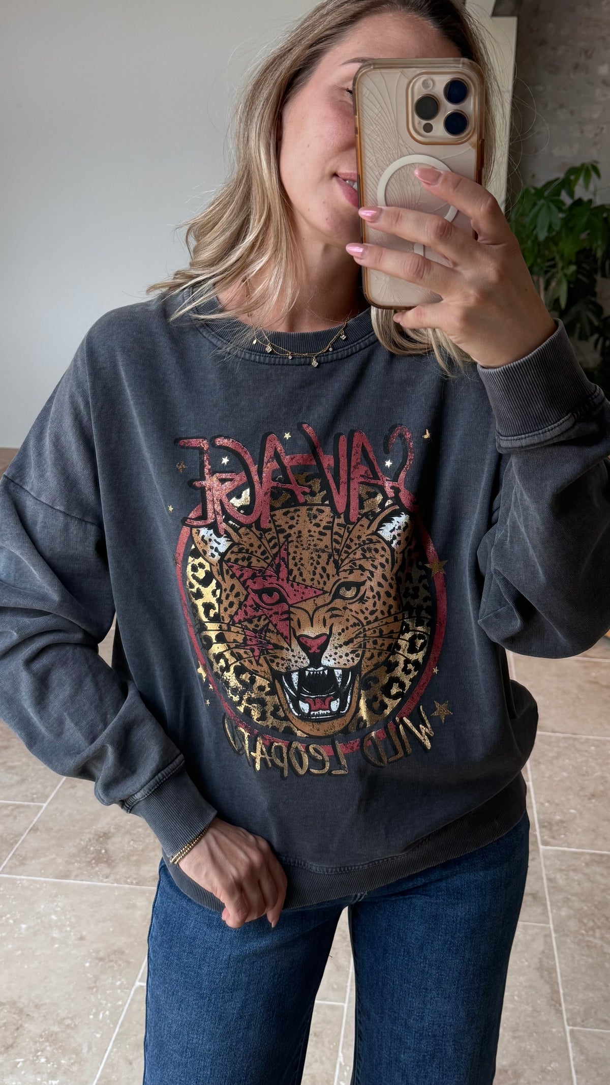 Sweat léopard sauvage taille unique Sweat tendance automne vanille concept store contres boutique prêt à porter femme contres loir et cher Joannah paris in April 