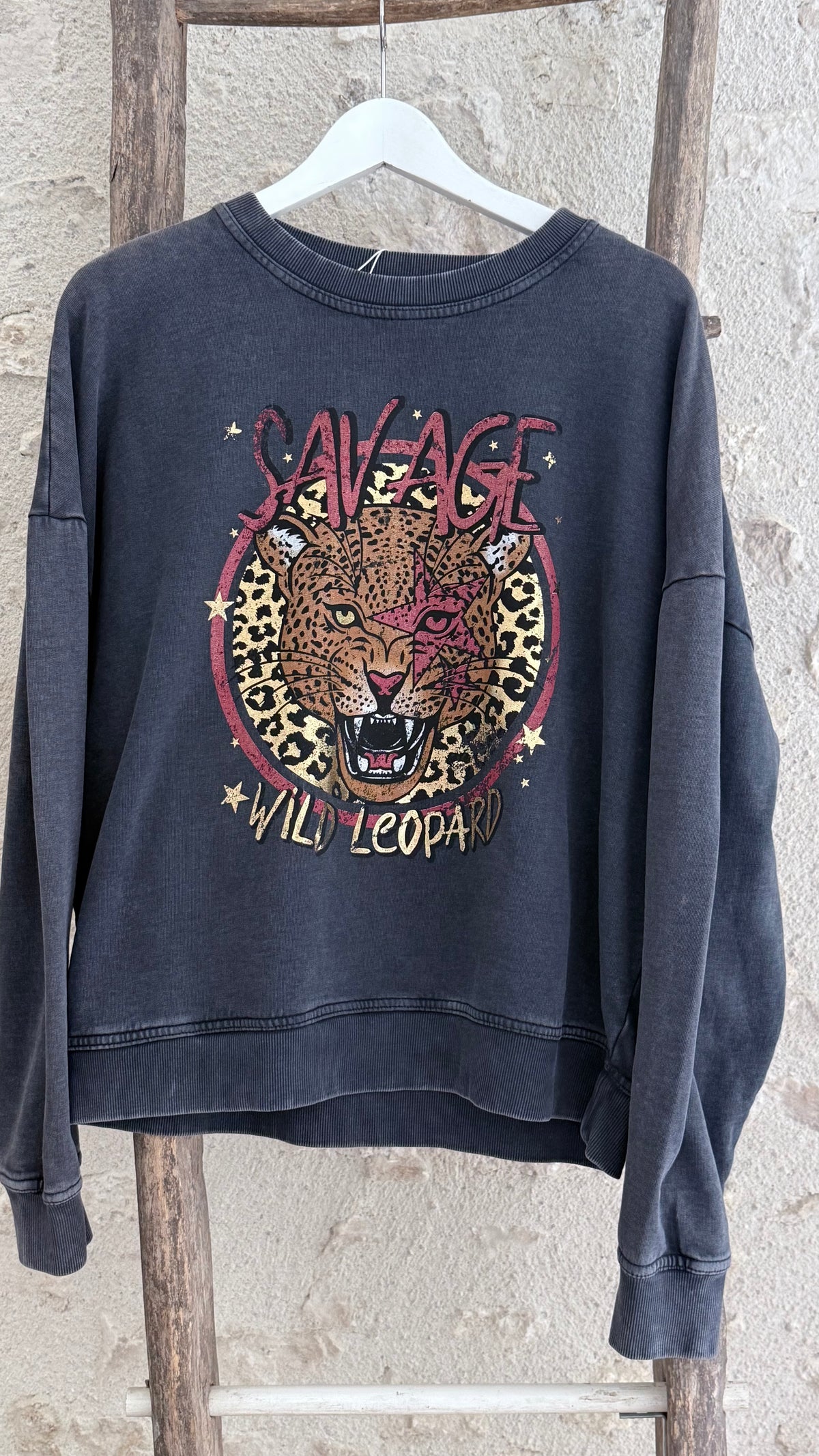 Sweat léopard sauvage taille unique Sweat tendance automne vanille concept store contres boutique prêt à porter femme contres loir et cher Joannah paris in April 