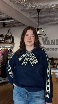 Pull capuche marine bordeaux motifs étoiles laine taille unique vanille concept store boutique indépendante contres