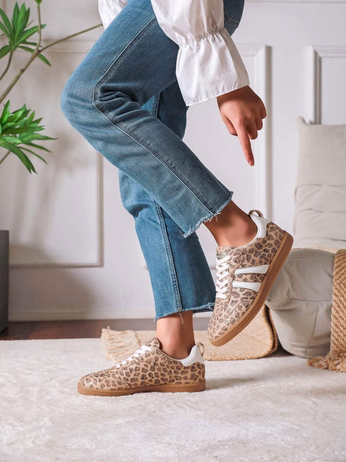 baskets leopard avec bandes blanches findlay vanille concept store contres 