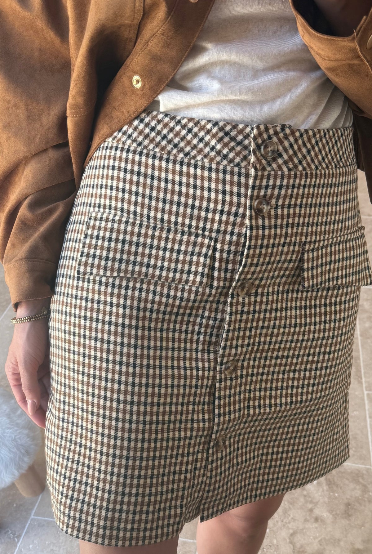 jupe droite boutonnée à carreaux jupe automne camel et marine vanille concept store contres boutique prêt à porter féminin loir et cher