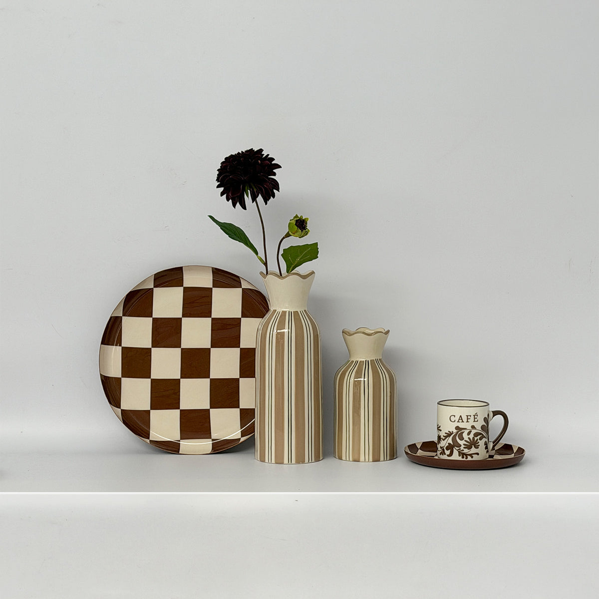 vase collerette rayure beige opjet rayé beige et noir